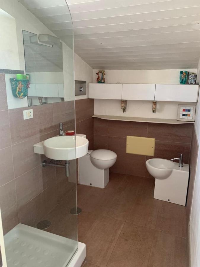 La Casa Nel Cuore Della Citta Appartement Napels Buitenkant foto